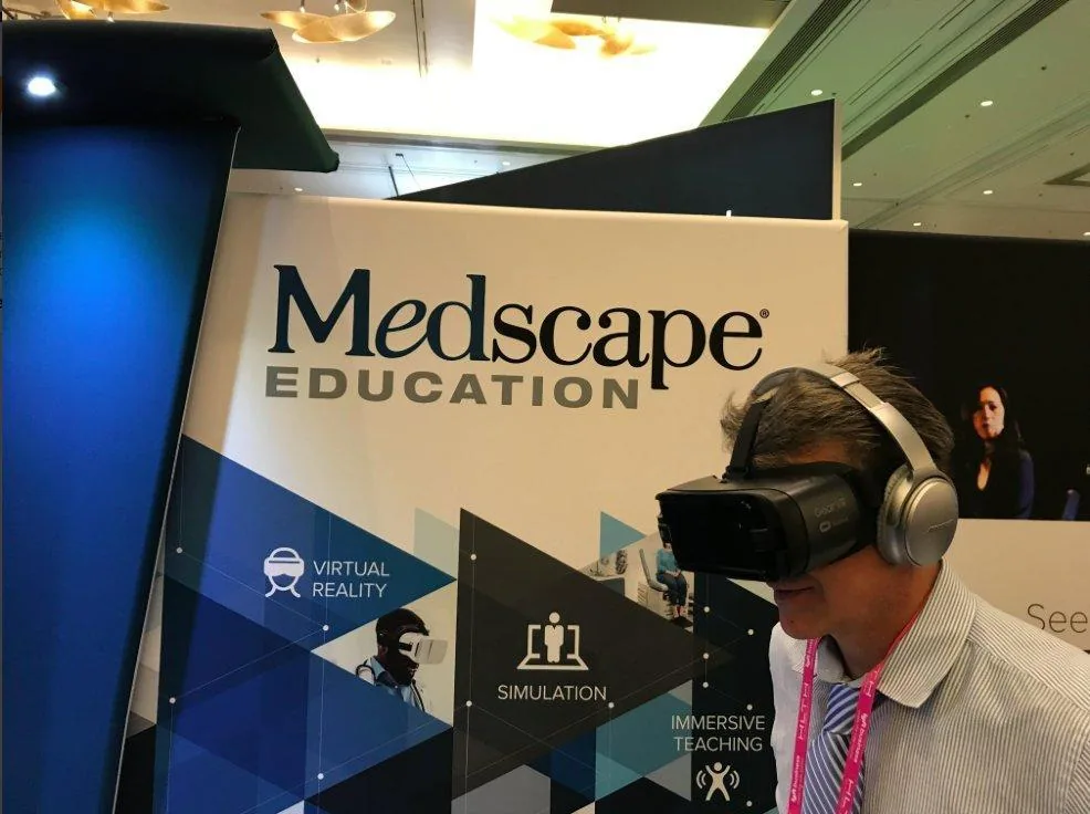 VR medical education demo at a Medscape Education exhibit